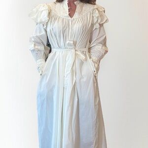 V. De. Vinster Cotton heirloom pleated ivory Ruffled Women's Dress NWT $410